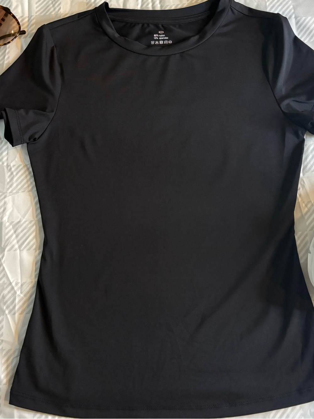Black Fitted Performance Athletic Tee / Size S